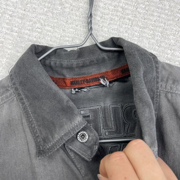 Y2K Harley-Davidson Men’s Gray Denim Button Shirt Embroidered Logo Patches Read - Picture 9 of 15